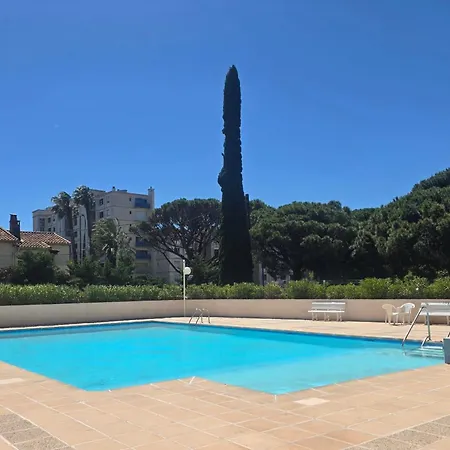 For 4 With Pool 350m From Apartament *